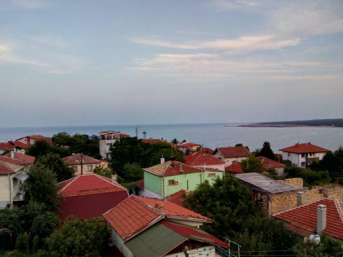 Hotel Къща За Гости Семейство Маврови Rezovo Exterior foto
